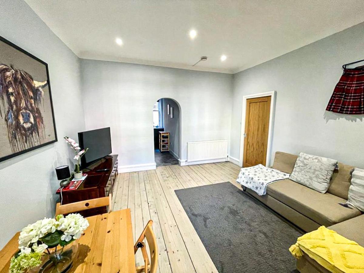 Stunning 2 Bed Apt Nr The Royal Mile & The Castle เอดินบะระ ภายนอก รูปภาพ
