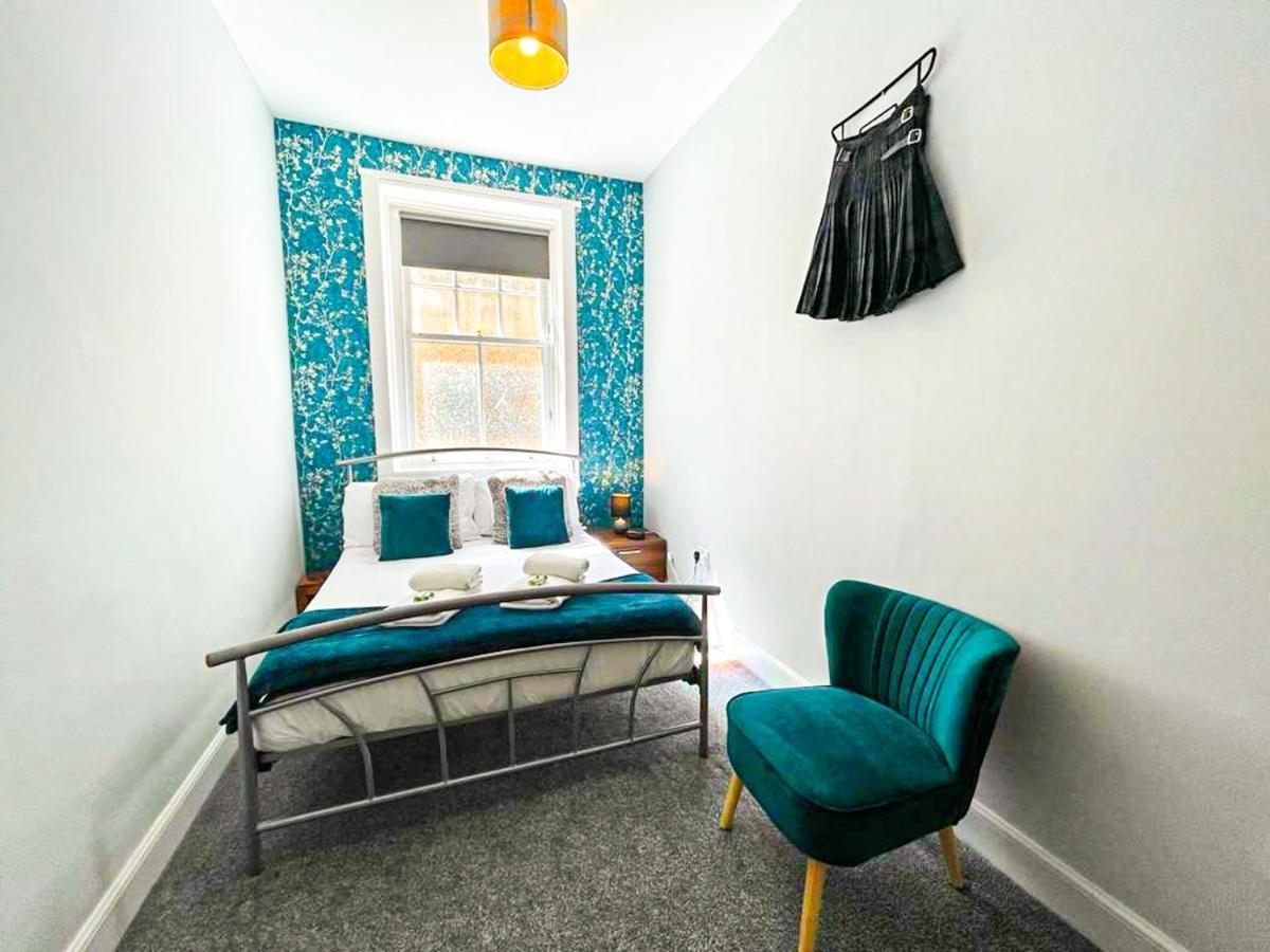 Stunning 2 Bed Apt Nr The Royal Mile & The Castle เอดินบะระ ภายนอก รูปภาพ