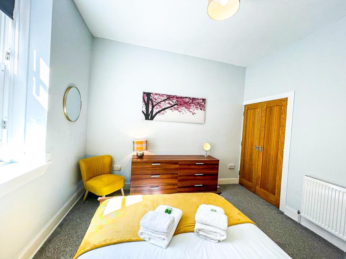 Stunning 2 Bed Apt Nr The Royal Mile & The Castle เอดินบะระ ภายนอก รูปภาพ